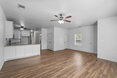 901 W Nelson St, Denison, TX 75020 - photo 4