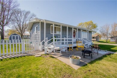 320 E Shaw St, Osceola, IA 50213 - photo 2