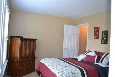 110 Westminster Ct, Harleysville, PA 19438 - photo 7