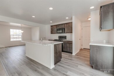 7632 E Shields Dr, Nampa, ID 83687 - photo 4