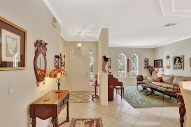 Foyer/Dining/Living area...