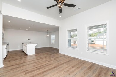 176 Red Tail Cir, Powersville, GA 31008 - photo 3