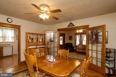 323 E King St, Littlestown, PA 17340 - photo 7