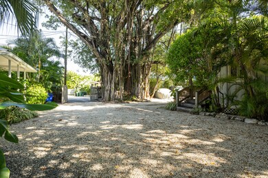11HutchinsonLn-3521 (1 of 83)