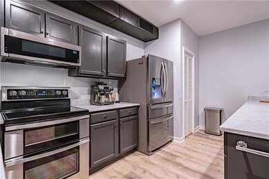 11 W 2nd St unit 211, Bethlehem, PA 18015 - photo 4