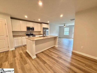 1273 Forestbrook Ln, Spartanburg, SC 29303 - photo 7