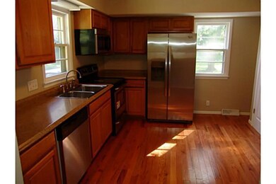 Kitchen. All new SS appliances stay