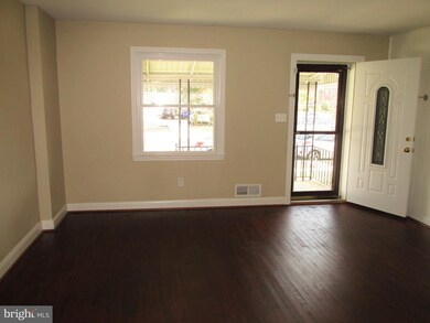 226 Kingston Rd, Middle River, MD 21220 - photo 2