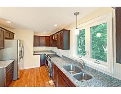 33 Glen Ct unit 33, Lynn, MA 01905 - photo 3