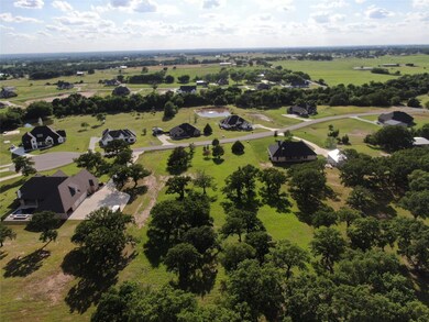 135 Dallas St, Decatur, TX 76234 - photo 3