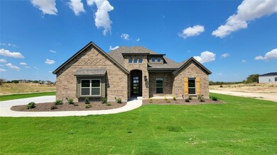 348 Sanger Dr, Springtown, TX 76082 - photo 2