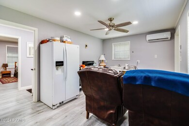 8-web-or-mls- 2397 Main Hwy-5