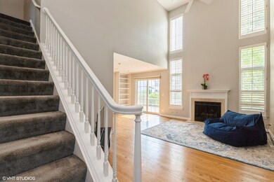 108 Meadowbrook Ln unit 45D, Lake Bluff, IL 60044 - photo 2