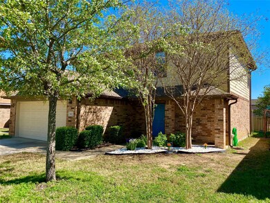 3402 Columbus St, Gainesville, TX 76240 - photo 2