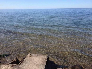 Waterfront/Dock/Pier. Sandy bottom is shallow enou