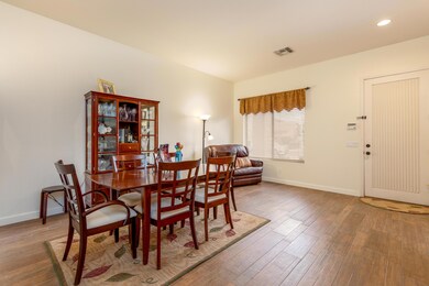 Living rm / dining