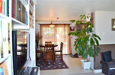 1262 NE Hollinshead Dr, Bend, OR 97701 - photo 5