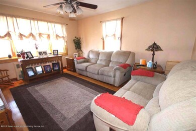264 Edison St, Staten Island, NY 10306 - photo 5