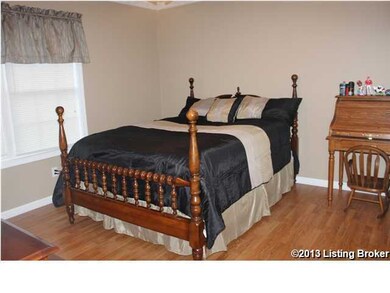 140 Sammys Ct, Mount Washington, KY 40047 - photo 6