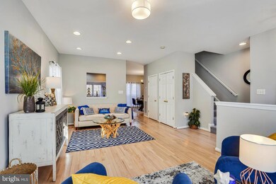 22018 Box Car Square, Sterling, VA 20166 - photo 4