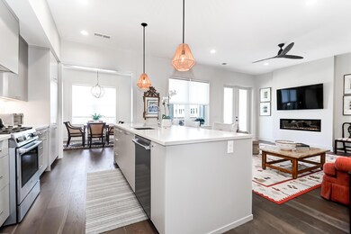 Waterfront DI -Tidalcreekphoto- (39)