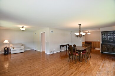 1445 W Downer Place, Aurora, IL 60506 - photo 2