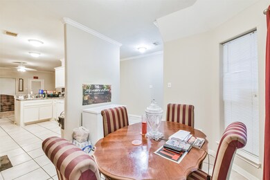 817 Enterprise St, Houston, TX 77088 - photo 6