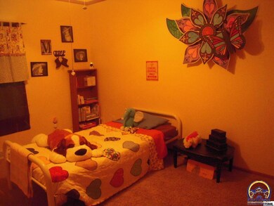 201 SE 44th Pkwy, Topeka, KS 66609 - photo 7