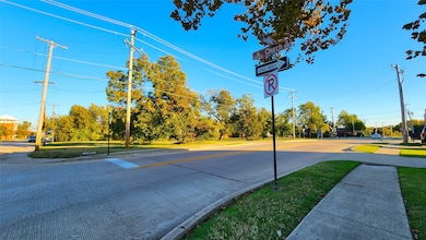 145 N Kealy Ave unit 1, Lewisville, TX 75057 - photo 6