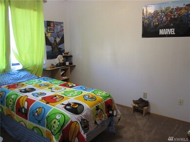 10427 Holly Dr, Everett, WA 98204 - photo 6