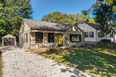 1455 E Stanford St-2