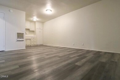 241 Campbell Way unit B, Oxnard, CA 93033 - photo 4