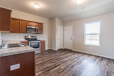 1029 Ethan James St, Elkins, AR 72727 - photo 6