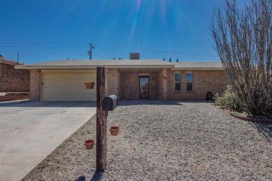 2702 Abbott Ave, Alamogordo, NM 88310 - photo 4