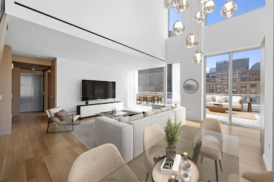 611 W 56th St unit MAISONWEST, New York, NY 10019 - photo 3