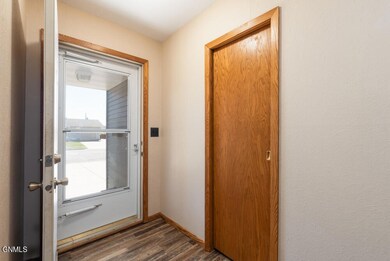 1034 N 29th St MLS-1
