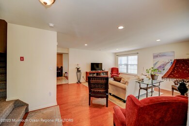 432 Indigo Ct unit 78, Morganville, NJ 07751 - photo 3