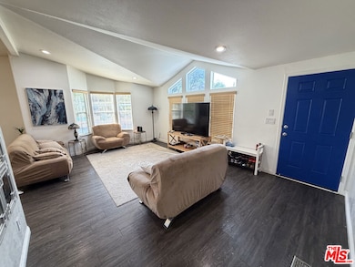 4201 Topanga Canyon Blvd unit 28, Woodland Hills, CA 91364 - photo 3