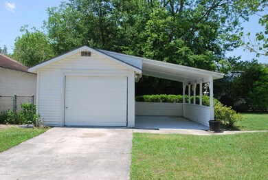 4602 Birkenhead Rd, Jacksonville, FL 32210 - photo 3