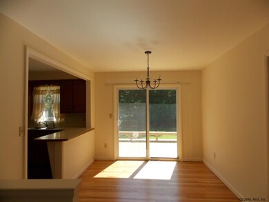 3 Maywood Dr, Schenectady, NY 12302 - photo 3