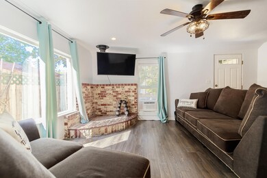 405 NW Dimmick St, Grants Pass, OR 97526 - photo 2