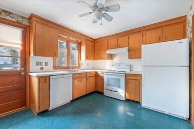 149 Laurie Ln, Hanover, MA 02339 - photo 6