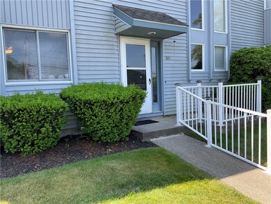 511 Child St unit 101, Warren, RI 02885 - photo 2