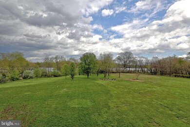 24 Waters Edge Dr, Riverside, NJ 08075 - photo 2