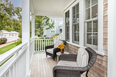 131NW20-CoveredPorch2-0594