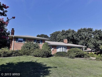 5926 Merritt Place, Falls Church, VA 22041 - photo 3