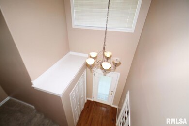 5307 N Castleberry Dr, Peoria, IL 61615 - photo 7