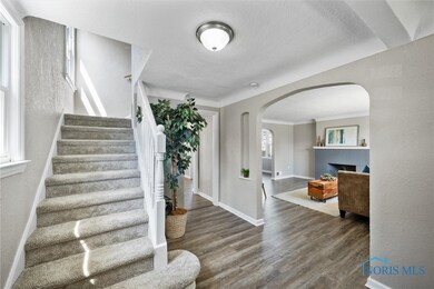 928 W Gramercy Ave, Toledo, OH 43612 - photo 4