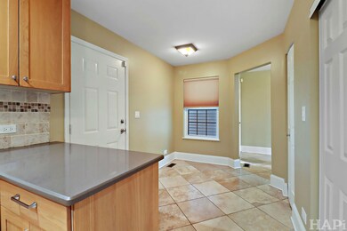 128 Pembroke Cir unit 7C, Lake Bluff, IL 60044 - photo 5