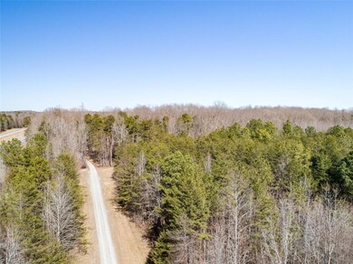 5829 Tall Cedar Rd, Greensboro, NC 27406 - photo 6